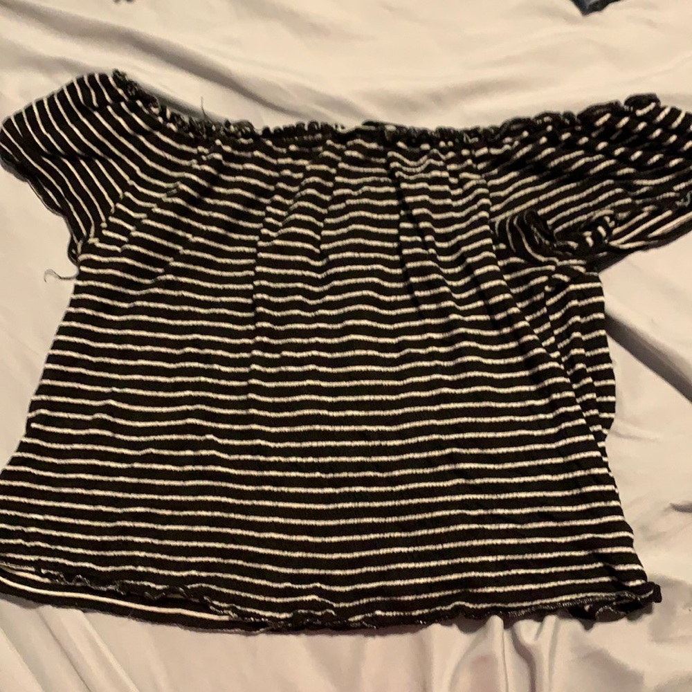 Off the shoulders shirt